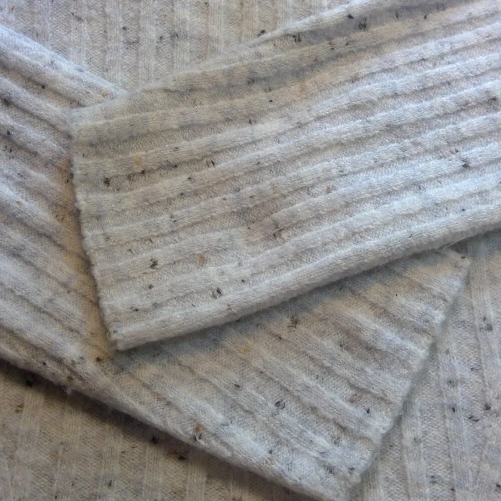 Old Navy Women's Grey Variegated Thread Long Sleeve Sweater (M) - Picture 5 of 9